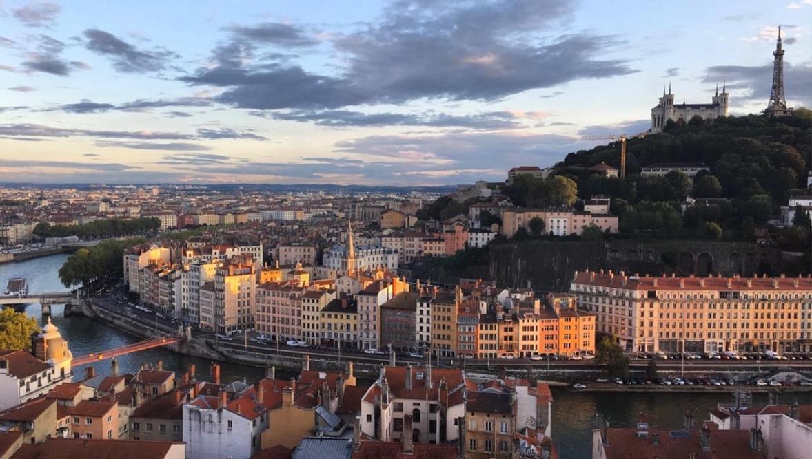 L Ancien Canut Cosy Lyon Exterior foto